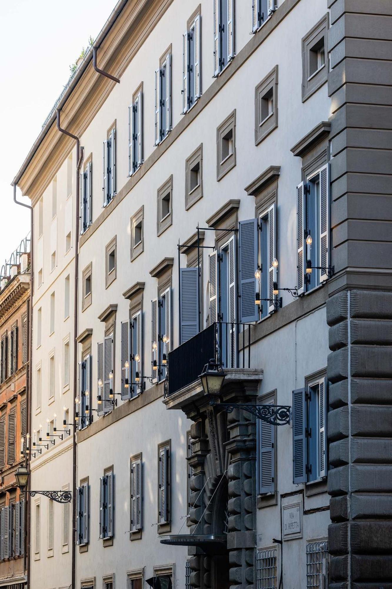 Отель Romeo Roma Экстерьер фото